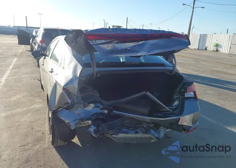 2022 Hyundai Elantra Sel z USA, uszkodzony, nr VIN KMHLS4AGXNU335143